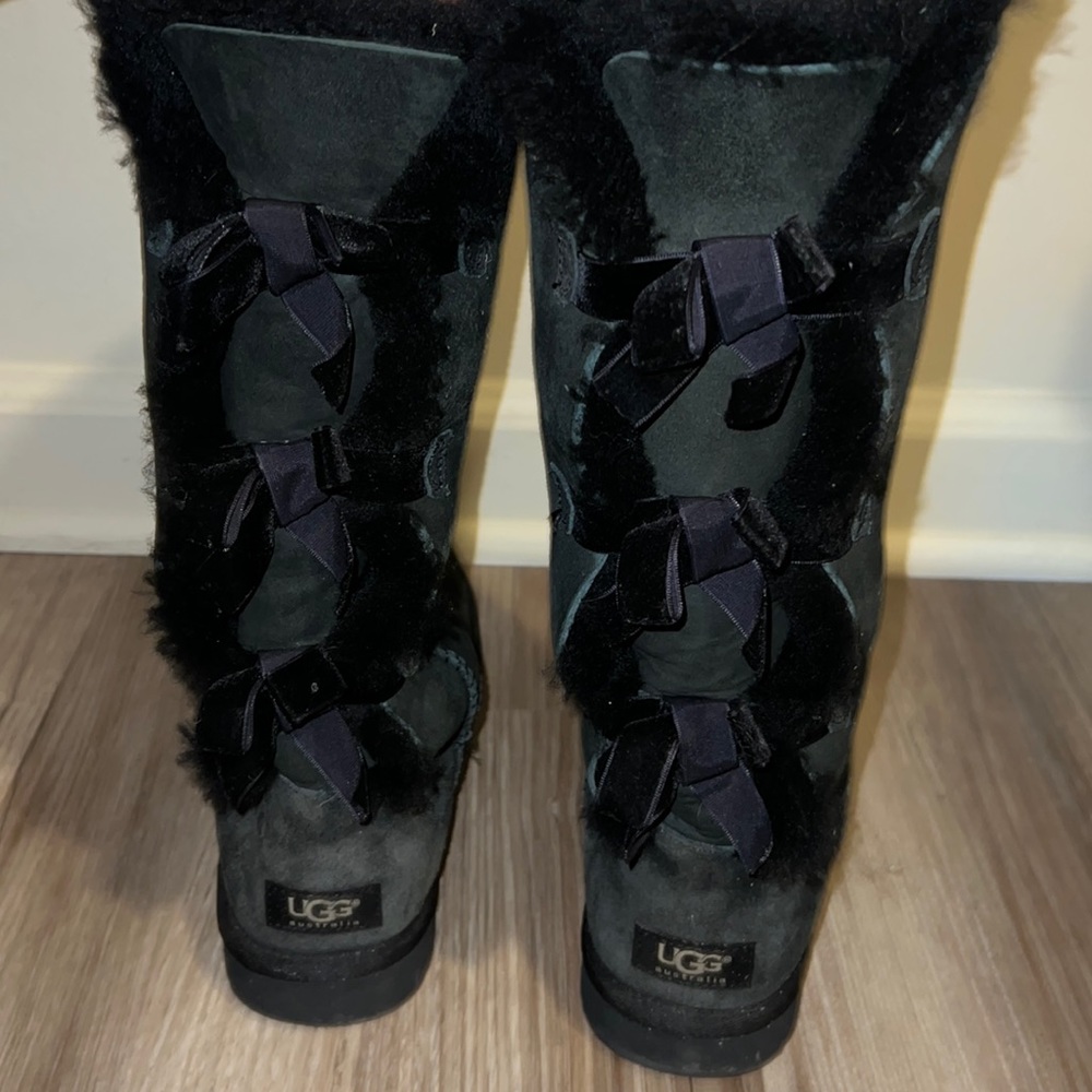 Tall black bow ugg boots